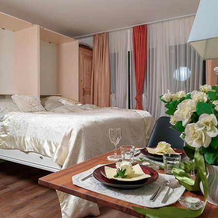 Villa Musica - Studio, Ruhig, Diskret,Mit Grossem Privatem Sitzplatz Lenzburg Exterior foto